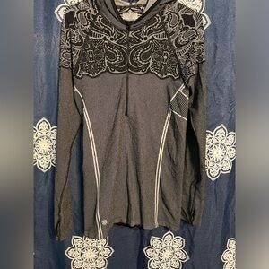 Athleta Fitted hoodie with design L